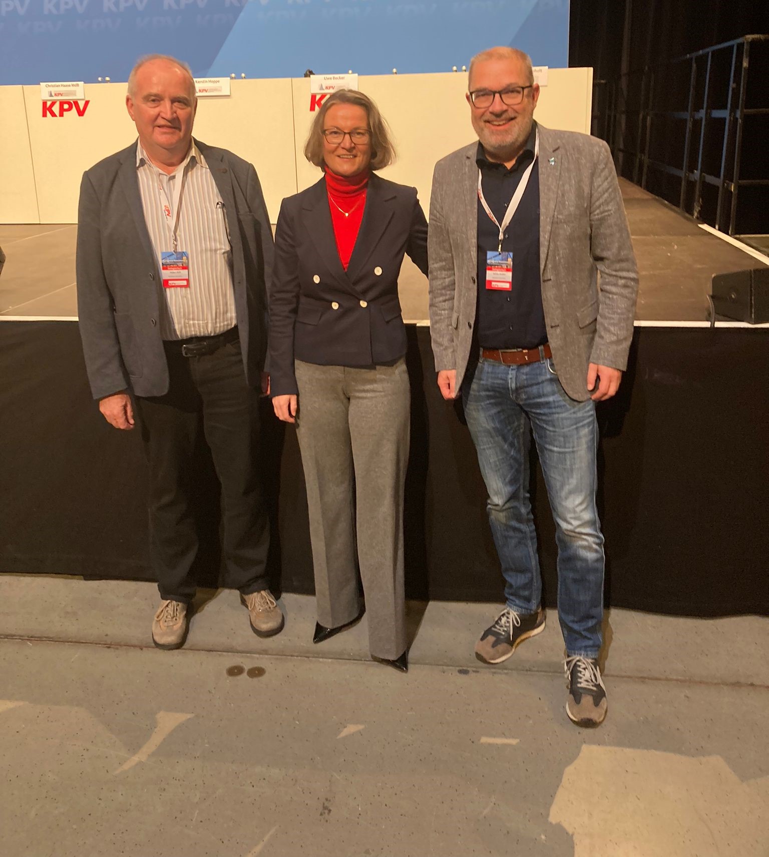 Hubert Brill, Ministerin Ina Scharrenbach, Achim Henkel bei der KPV Bundesvertreterversammlung (Foto: privat)